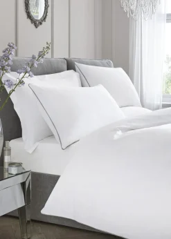 Appletree 200 Thread Count Plain Dye White Duvet Cover Set