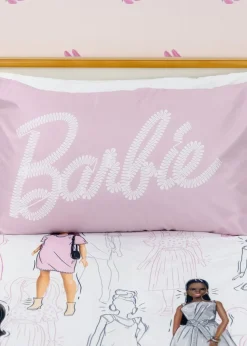 Barbie Figures Reversible Duvet Cover Set
