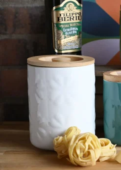 Beau & Elliot Ivory Carnaby Large Porcelain Embossed Jar with Bamboo Lid