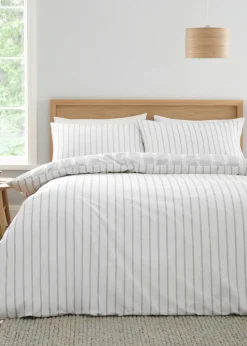 Bianca Fine Linens Ashford Stripe 200 Thread Count Cotton Percale Reversible Duvet Cover Set