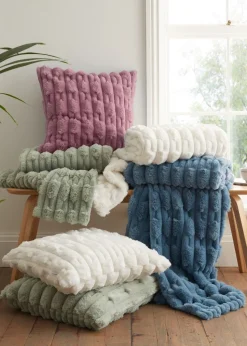 Bianca Fine Linens So Soft Carved Faux Fur Cushion (50x50cm)