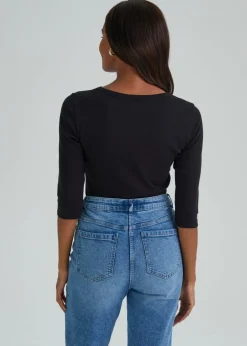 Black 3/4 Sleeve T-Shirt