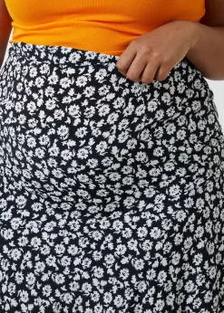 Blue Vanilla Black Curve Asymmetric Seam Midi Skirt