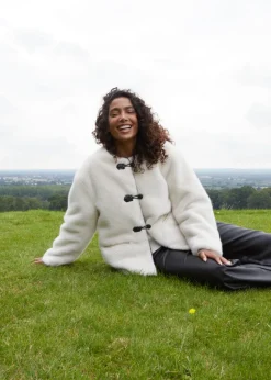 Blue Vanilla Cream Collarless Toggle Detail Fur Jacket