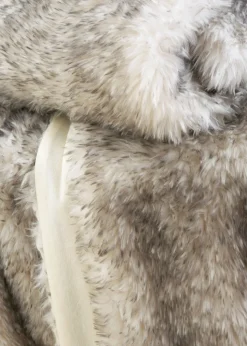 Catherine Lansfield Arctic Fox Cosy Faux Fur Blanket Throw (130x170cm)