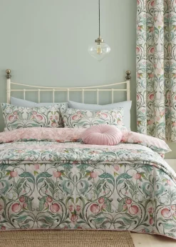 Catherine Lansfield Clarence Floral Duvet Cover