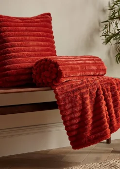 Catherine Lansfield Cosy Ribbed Faux Fur Soft Blanket Throw (130x170 cm)