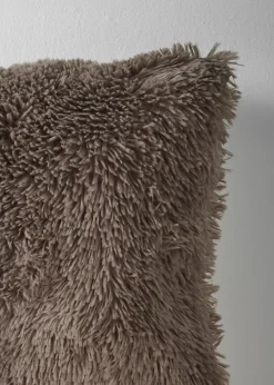 Catherine Lansfield Cuddly Cushion (45x45cm)