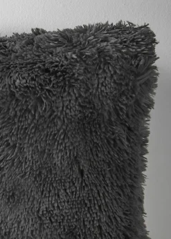 Catherine Lansfield Cuddly Cushion (45x45cm)