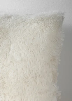 Catherine Lansfield Cuddly Cushion (45x45cm)