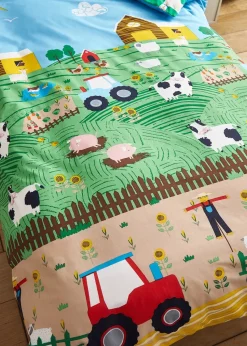 Catherine Lansfield Farmyard Animals Reversible Duvet Cover Set