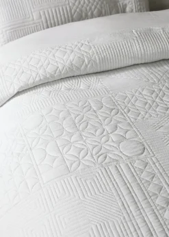 Catherine Lansfield Folkstone Geo Duvet Cover Set