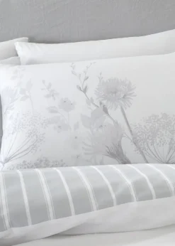 Catherine Lansfield Meadowsweet Floral Reversible Duvet Set