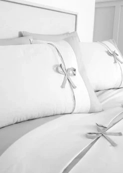 Catherine Lansfield Milo Bow Duvet Cover