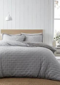 Catherine Lansfield Nori Silver Pinsonic Faux-Shearling Duvet Cover Set