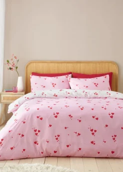 Catherine Lansfield Seersucker Heart Duvet Cover Set