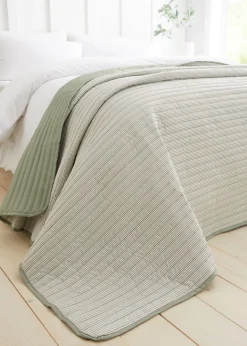 Catherine Lansfield Stripe Quilted Reversible 220x230cm Bedspread