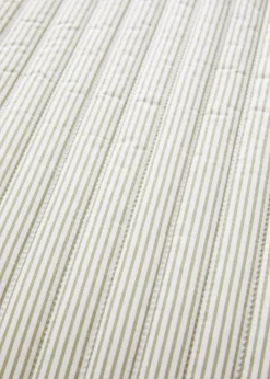 Catherine Lansfield Stripe Quilted Reversible 220x230cm Bedspread