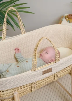 Clair de Lune Organic Cream Knitted Moses Basket With Natural Rocking Stand