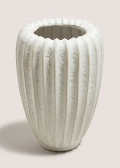 Cream Ridge Ceramic Tall Vase (14cm x 14cm x 25cm)