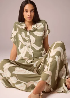 Et Vous Khaki Co Ord Leaf Print Utility Shirt