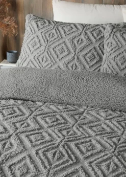 Fusion Snug Romo Grey Pinsonic Fleece Duvet Cover Set