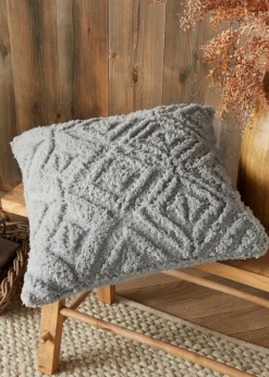 Fusion Snug Romo Grey Pinsonic Fleece Filled Cushion (43cm x 43cm)