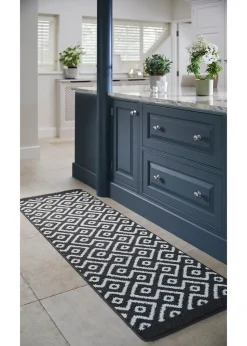 Geometric Muddle Mat (150cm x 50cm)