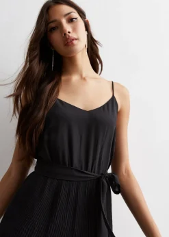 Gini London Black Cami Top Pleated Midi Dress