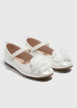 Girls White Corsage Ballet Shoes (Younger 10-Older 5)