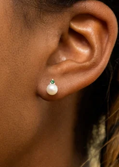 Golden Moments 9ct Yellow Gold Fresh Water Pearls with Round Green CZ Stud Earrings