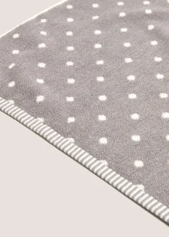 Grey Spotty Towel
