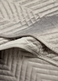 Grey Velvet Quilted Bedspread (235cm x 235cm)