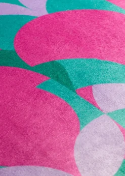 Heya Home Raeya Velvet Filled Cushion (45cm x 45cm x 8cm)