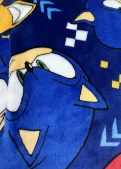 HUGZEE Sonic Bounce Hooded Wearable Throw