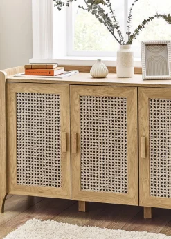 Julian Bowen Brown Sydney 3 Door Sideboard (75 x 120 x 41cm)