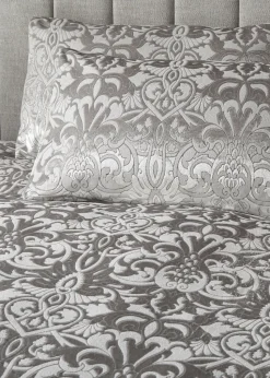 Laurence Llewelyn-Bowen Firenza Velvet Silver Duvet Cover Set