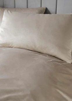 Laurence Llewelyn-Bowen Montrose Velvet Beige Duvet Cover Set