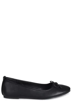 Linzi Este Black Faux Leather Pump