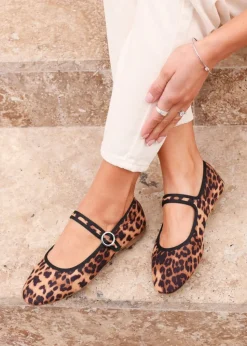 Linzi Graceful Leopard Print Ballet Pumps