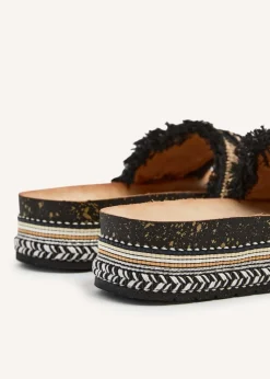 Linzi Janelle Black and Gold Flatform Slip On Sandal
