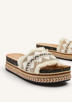 Linzi Janelle Neutral Flatform Slip On Sandal