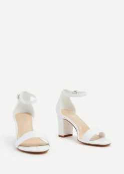 Linzi Legacy Wide Fit White Faux Leather Closed Black Block Heel