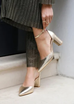 Linzi Leona Gold Faux Leather Closed Back Block Heeled Court Shoe