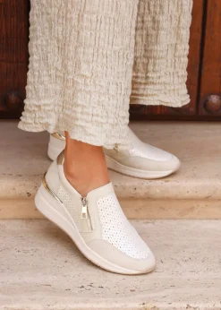 Linzi Madison Beige Faux Leather Platform Trainer