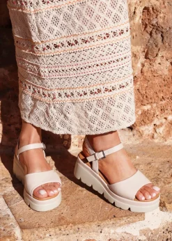 Linzi Nyla Sand Faux Leather Platform Cleated Sole Flatform Sandal