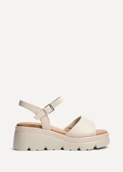Linzi Nyla Sand Faux Leather Platform Cleated Sole Flatform Sandal