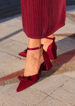 Linzi Orla Burgundy Scuba Low Block Court Heel