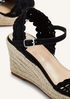 Linzi Riviera Black Woven Closed Toe Espadrille Wedge