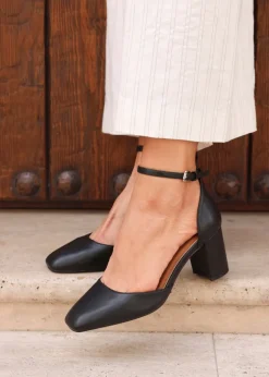 Linzi Sydney Black Faux Leather Square Toe Court Heel